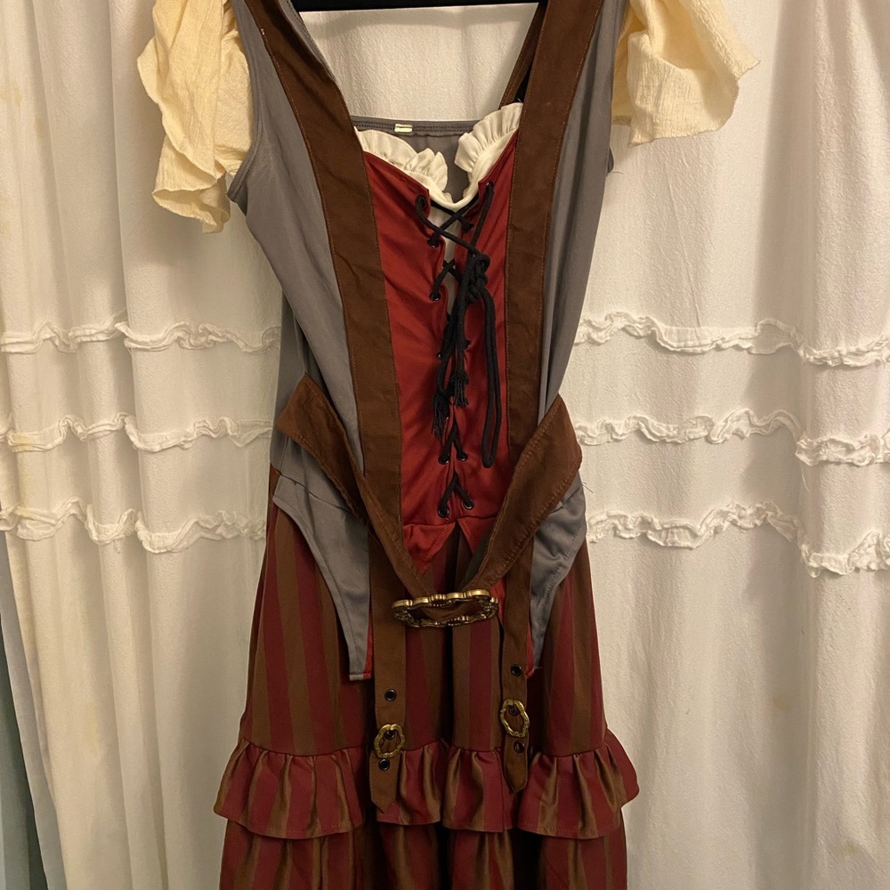 Wench Costume - women’s medium
